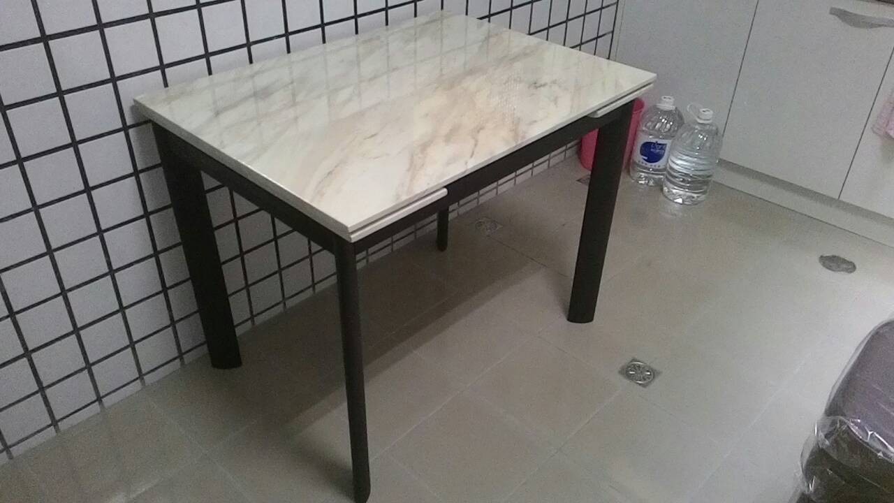 可伸縮 石餐桌